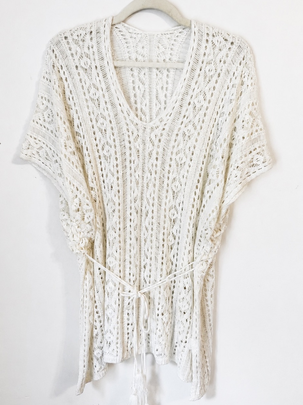 White Open Knit Crochet Tunic Top Side Slits Tassel Drawstring Size Medium